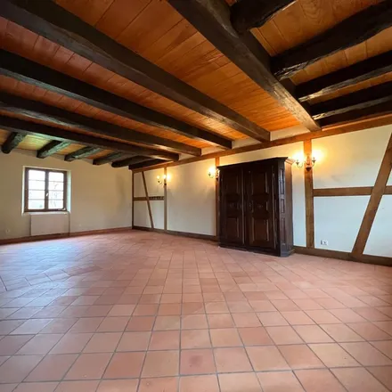 Rent this 8 bed apartment on 157 Rue du Chemin de Fer (Oberdorf) in 68960 Illtal, France
