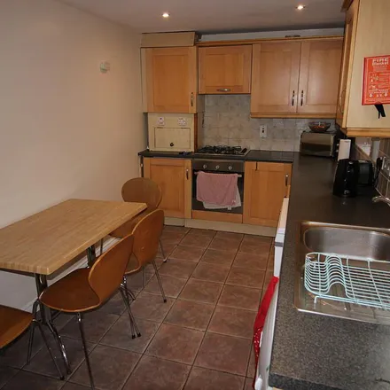 Rent this 4 bed apartment on 32 Chadwick Street in Belfast, BT9 7FB