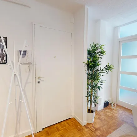 Rent this 4 bed apartment on 215 Boulevard Chave in 13004 4e Arrondissement, France