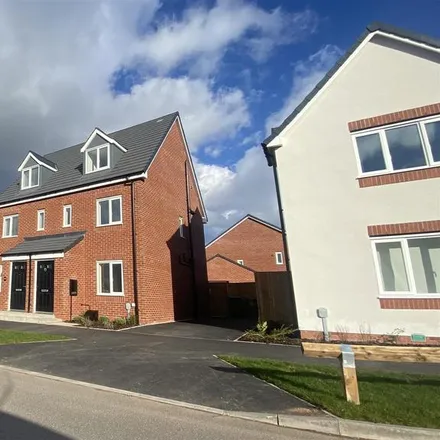 Rent this 3 bed townhouse on Monticello Way in Coventry, CV4 9WA