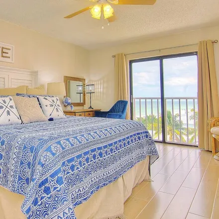 Rent this 3 bed condo on Indian Rocks Beach
