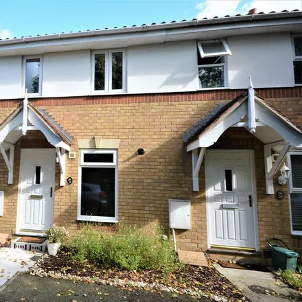 Rent this 2 bed townhouse on Stilemans Wood in Braintree, CM7 3XH