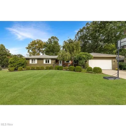 Buy this 4 bed house on 7690 Winding Way in Brecksville, OH 44141