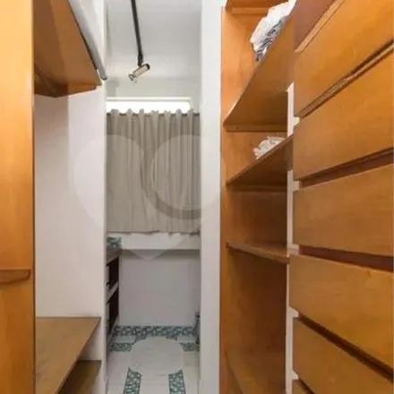 Buy this 3 bed apartment on Edifício Nicole in Rua Cônego Eugênio Leite 632, Pinheiros