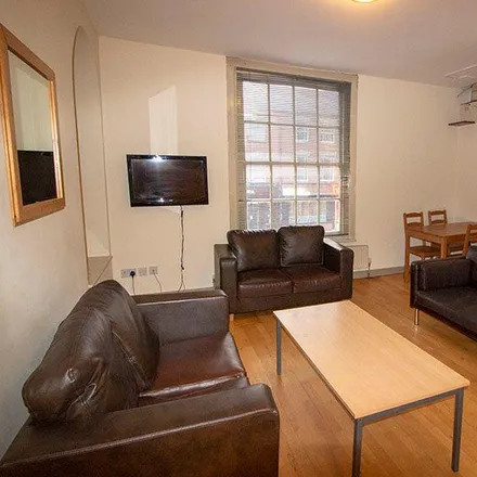 Image 5 - Bright's Laundrette, 150 Mansfield Road, Nottingham, NG1 3HW, United Kingdom - Apartment for rent