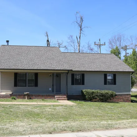 Rent this 3 bed house on 1849 Jenkins Road in Royal Oaks, Chattanooga