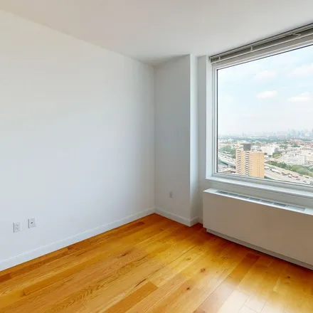 Rent this 1 bed apartment on Rego Park Center in Long Island Expressway, New York