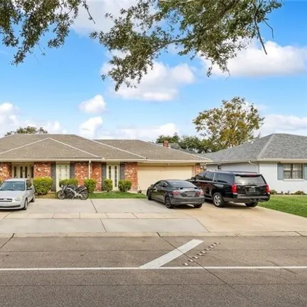 Buy this 5 bed house on 1104 Vintage Drive in Kenner, LA 70065