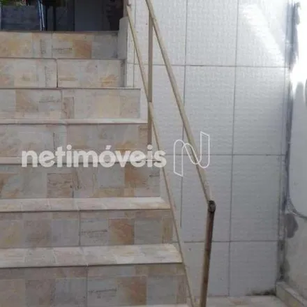 Buy this 2 bed house on Rua dos Curiangos in Vila Clóris, Belo Horizonte - MG