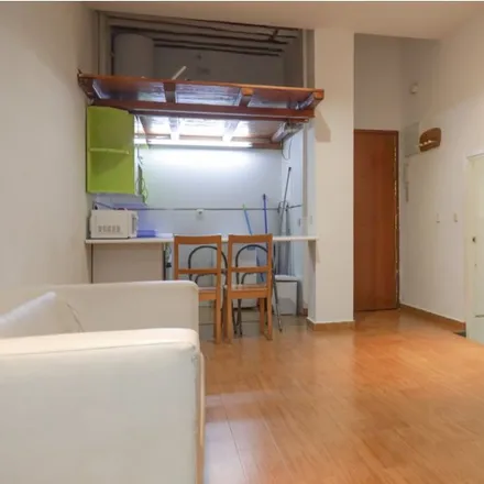 Rent this studio apartment on El Callejón de la Virgen in Calle del Acuerdo, 3