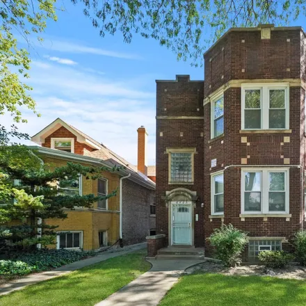 Buy this 6 bed duplex on 6425 North Talman Avenue in Chicago, IL 60645