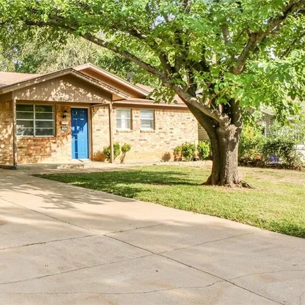 Buy this 3 bed house on 703 Cannon Drive in Euless, TX 76040