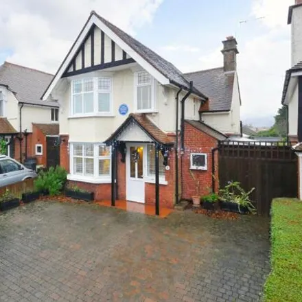Buy this 3 bed house on Glynde Avenue in Eastbourne, BN22 9QE