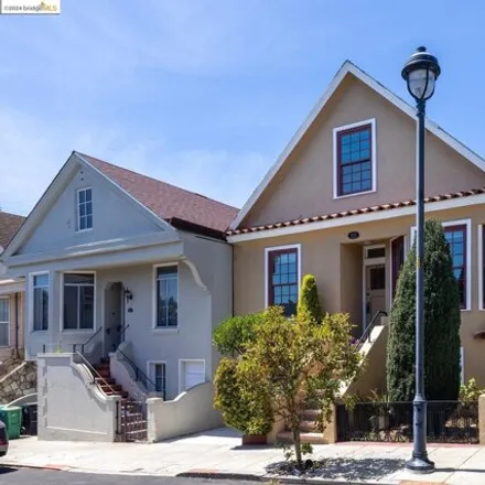 Image 2 - 222 Gates Street, San Francisco, CA 94134, USA - House for sale