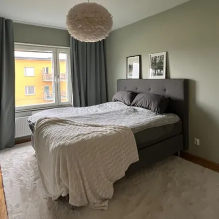 Rent this 4 bed apartment on Beckombergavägen 215 in 168 63 Stockholm, Sweden