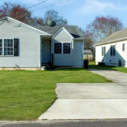 Buy this 3 bed house on 25 E Atlantic Ave in Cape May Court House, New Jersey
