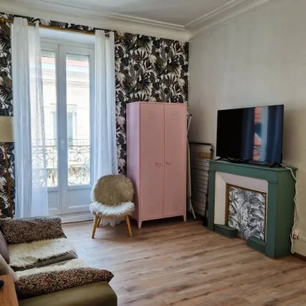 Image 5 - 1 Rue Étienne Marcel, 38000 Grenoble, France - Apartment for rent