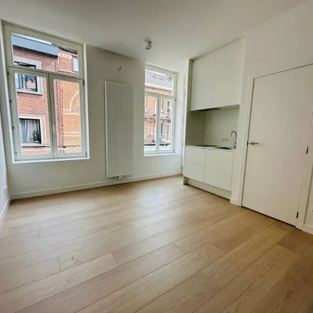 Rent this 1 bed apartment on Tiensestraat 214 in 3000 Leuven, Belgium