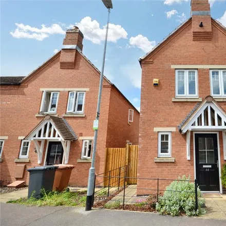 Rent this 3 bed townhouse on Fleming Drive in Thorpe Arnold, LE13 1DE