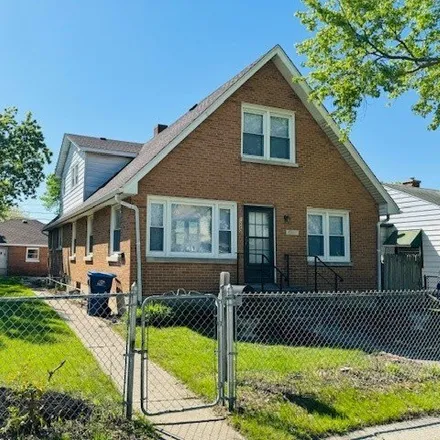 Buy this 6 bed house on 1262 Jackson Street in North Chicago, IL 60064