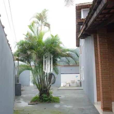 Buy this 4 bed house on Avenida Fioravante Pascholin in Jardim Bela Vista, Caraguatatuba - SP
