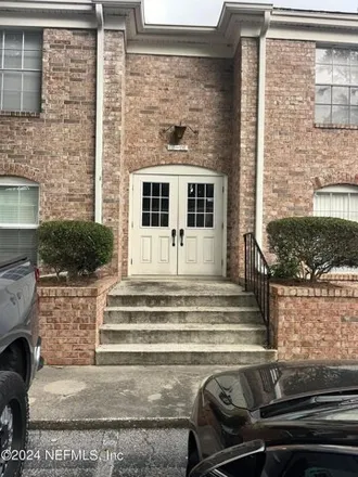 Rent this 2 bed condo on unnamed road in Jacksonville, FL 32290