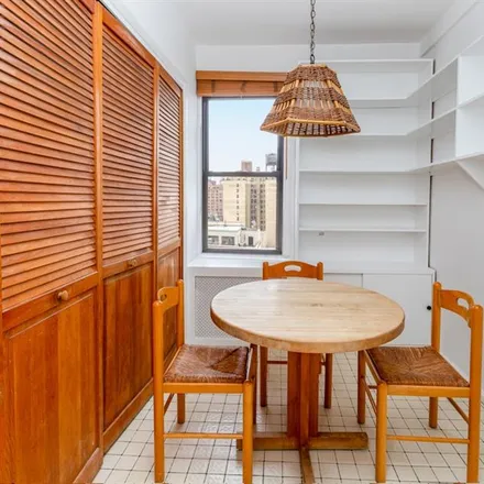 Image 4 - 334 WEST 86TH STREET 12C in New York - Apartment for sale
