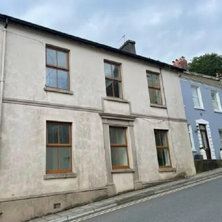 Buy this 5 bed townhouse on George Hill in Llandeilo, SA19 6AU