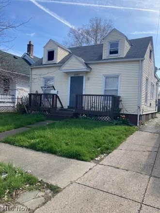 Image 1 - 3264 West 55th Place, Cleveland, OH 44102, USA - House for sale