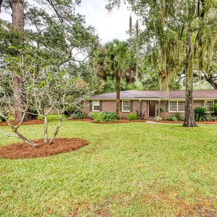 Buy this 5 bed house on 33 Jameswood Avenue in HERMITAGE BLUFF SUBDIVISION, Savannah