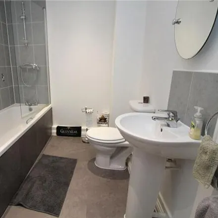 Image 6 - Non-Definitive Footpath LEEDS CITY 59, Leeds, LS14 6LY, United Kingdom - Apartment for sale