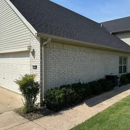 Rent this 3 bed townhouse on 6122 Milliken Bend