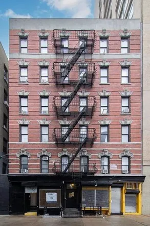 Image 6 - 25 Thompson Street, New York, NY 10013, USA - Apartment for rent