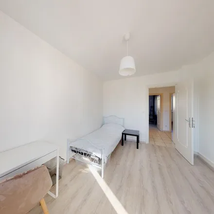 Rent this 5 bed apartment on 25 Rue Xavier Privas in 69008 Lyon, France