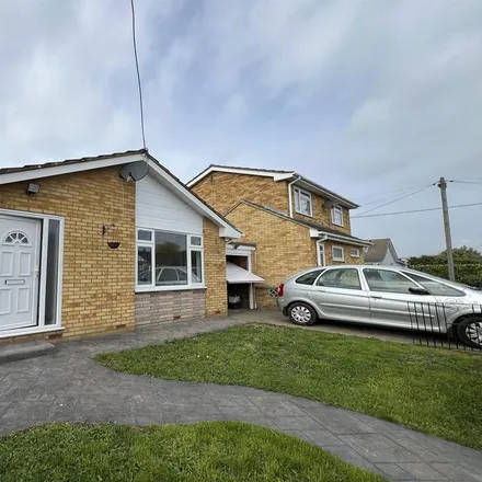 Rent this 1 bed house on Avon Road in Canvey Island, SS8 0DH