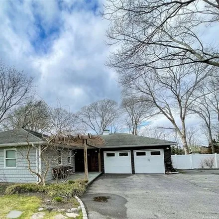 Buy this 3 bed house on 60 Mill Pond Lane in Brookhaven, East Moriches
