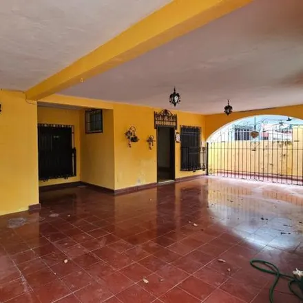 Buy this 5 bed house on Oxxo in Calle 67, 97000 Mérida