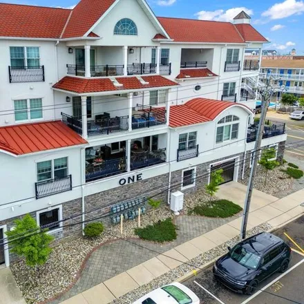 Buy this 3 bed condo on 120 Porter Avenue in Seaside Heights, NJ 08751