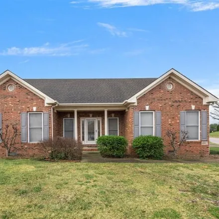Buy this 4 bed house on 2662 Pascoe Boulevard in Bowling Green, KY 42104