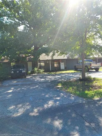 Buy this 3 bed house on 2312 Central Street in Poteau, OK 74953