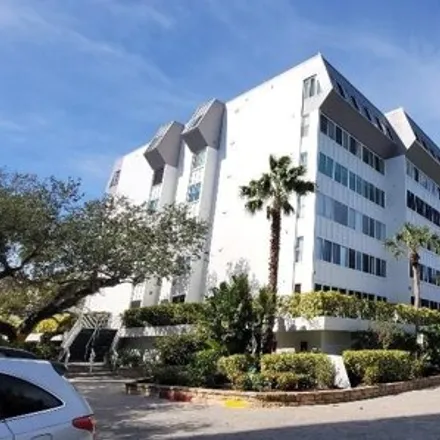 Rent this 2 bed condo on Parking Garage in East Peppertree Drive, Siesta Key