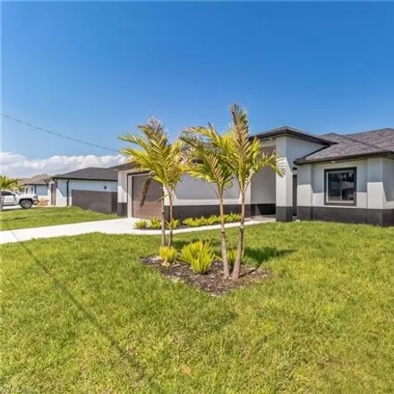 Image 2 - 617 Sw 18th Ct, Cape Coral, Florida, 33991 - House for sale