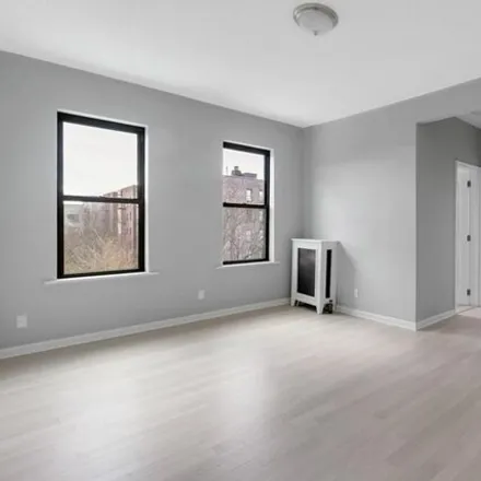 Buy this studio apartment on 3279 Hull Avenue in New York, NY 10467