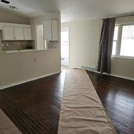 Rent this 3 bed apartment on 559 Kuhn Street in Pontiac, MI 48342