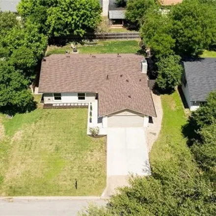 Image 4 - 9302 Hunters Trace, Austin, TX 78758, USA - House for sale