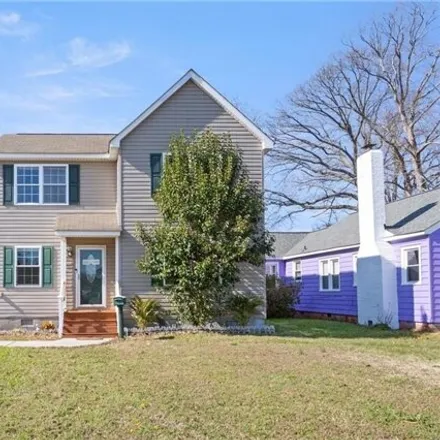 Buy this 3 bed house on 335 Algonquin Road in Pleasant Manor, Hampton