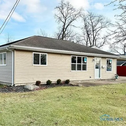 Buy this 4 bed house on 778 Thorpe Drive in Venice, Sandusky