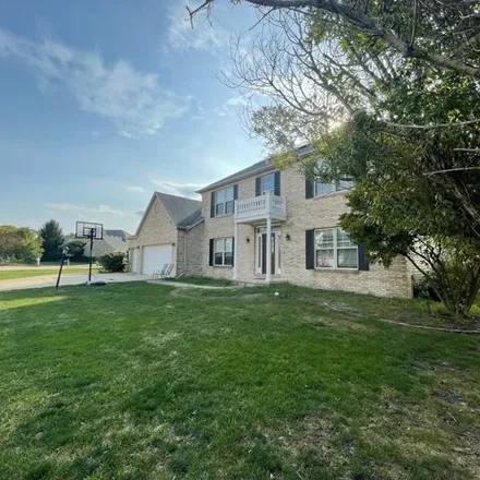 Image 2 - 2117 Crossgate Court, Champaign, IL 61822, USA - House for sale