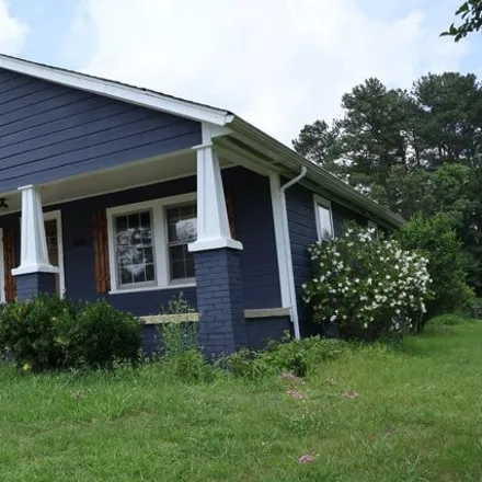 Rent this 3 bed house on 1004 Lynn Road in Durham, NC 27703