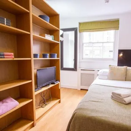 Image 3 - 204 Starcross Street, London, NW1 2HR, United Kingdom - House for rent